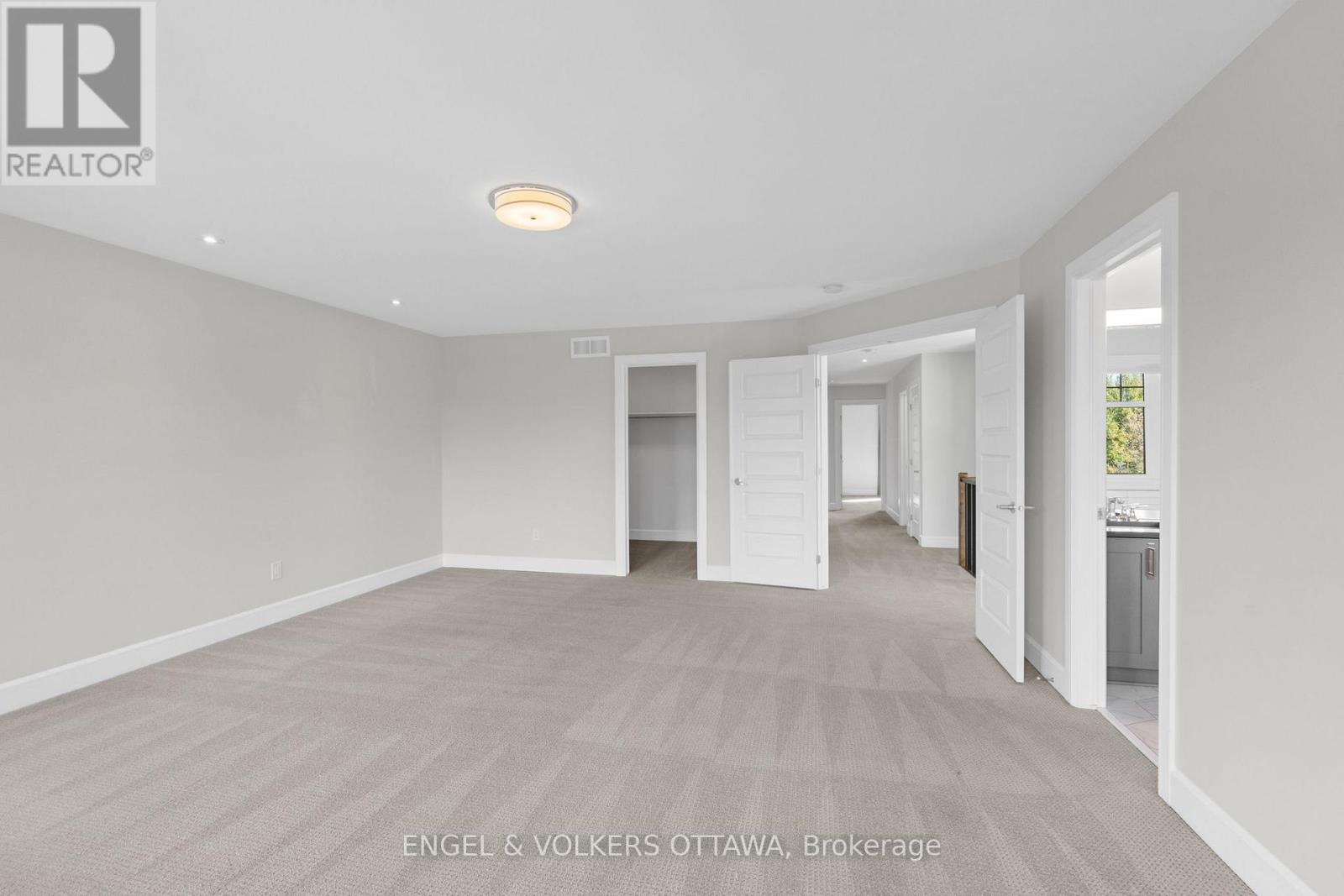 122 Helen Rapp Way