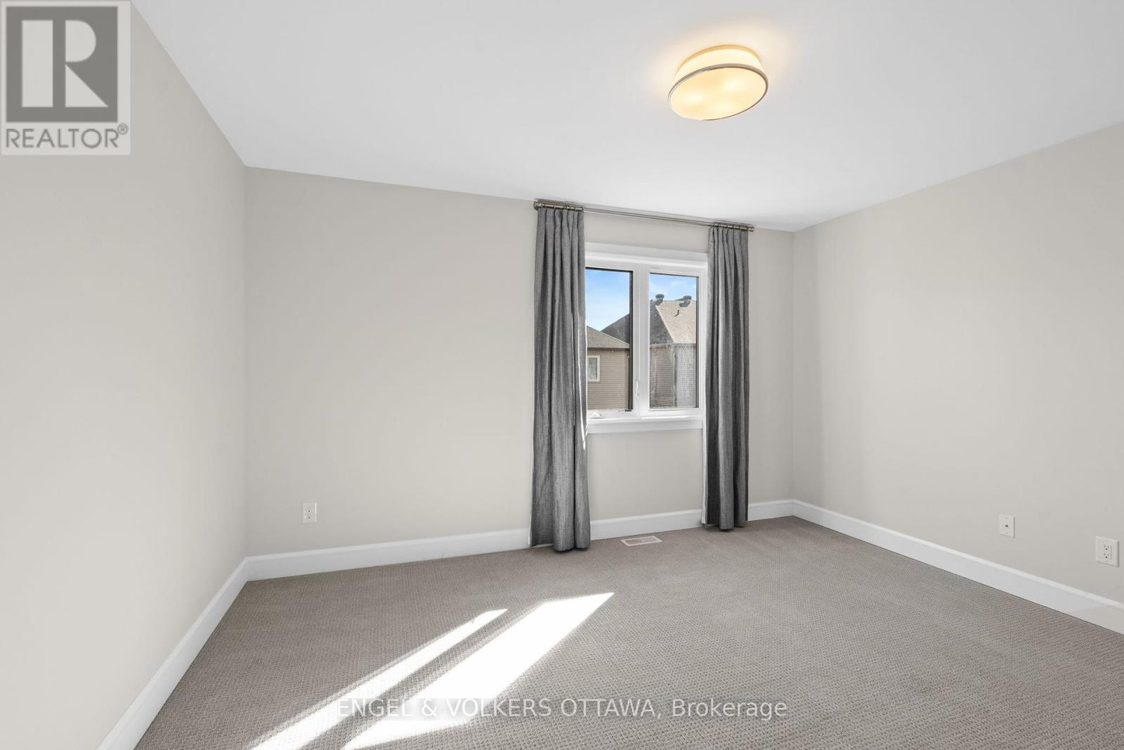 122 Helen Rapp Way