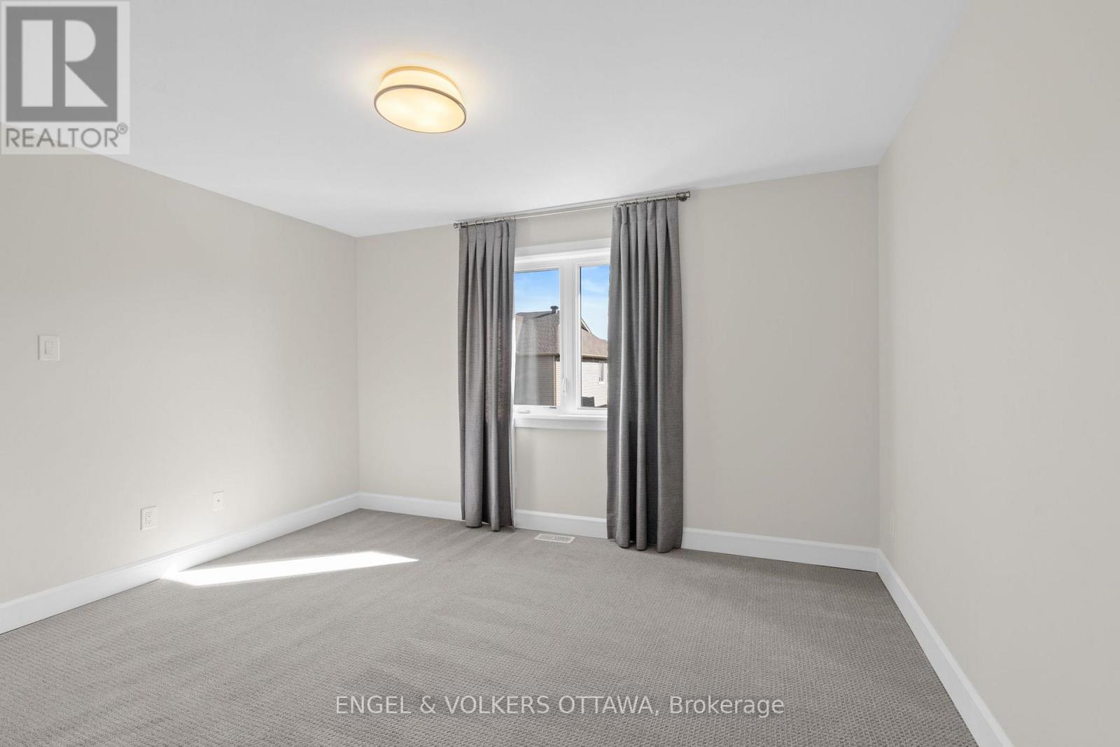 122 Helen Rapp Way