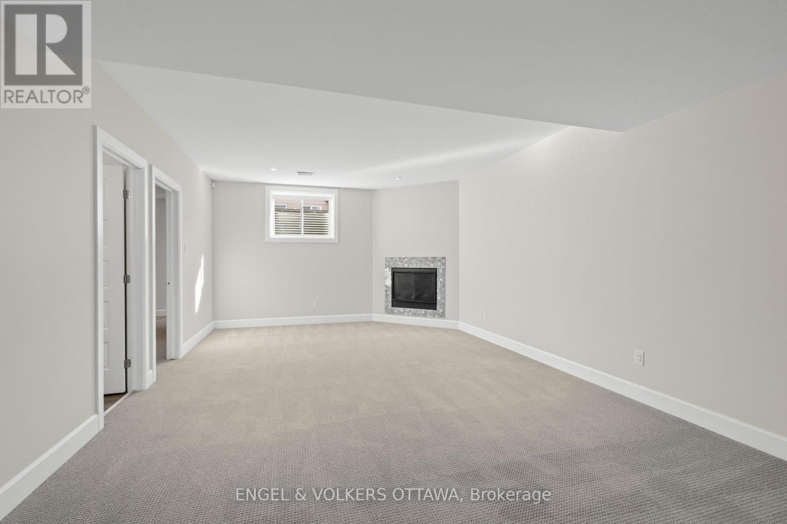 122 Helen Rapp Way