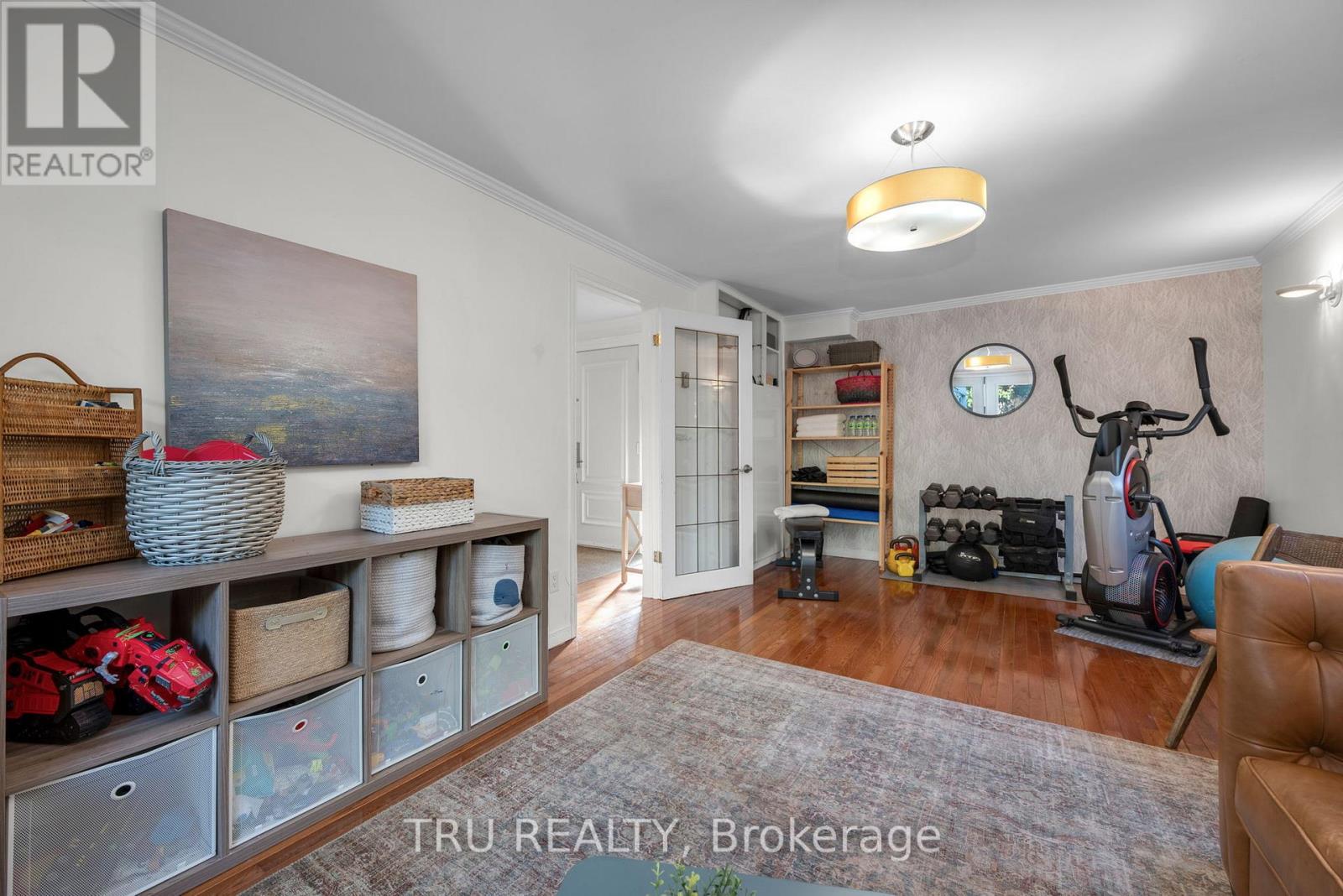 189 St Laurent Boulevard