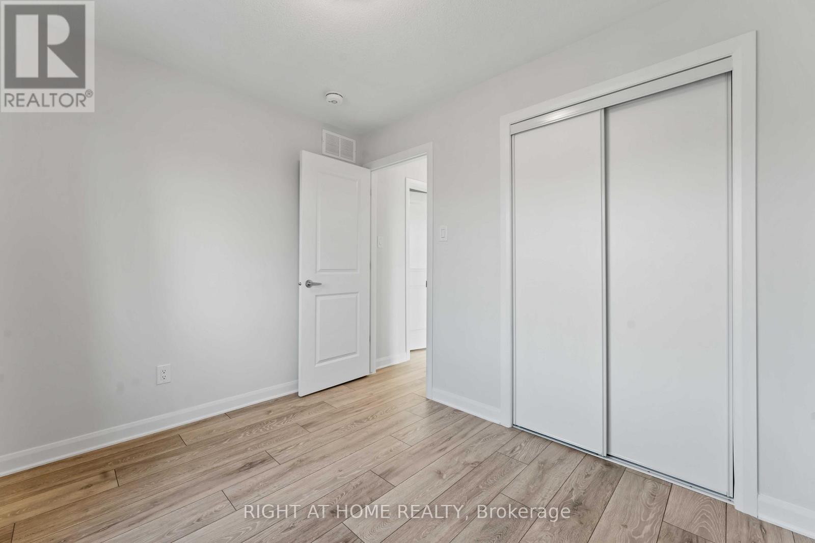214 Attwell Private