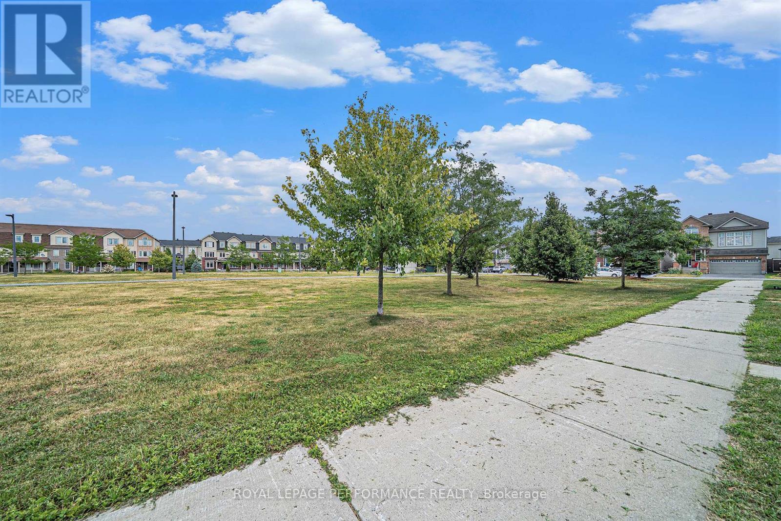 G - 3721 Riverbreeze Street