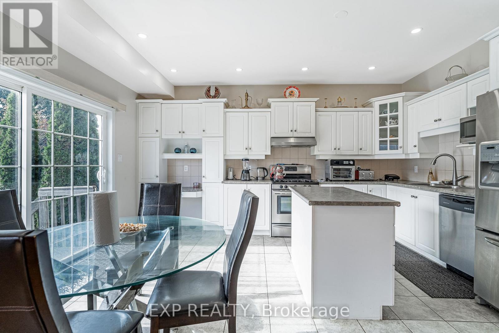 423 Dundonald Drive
