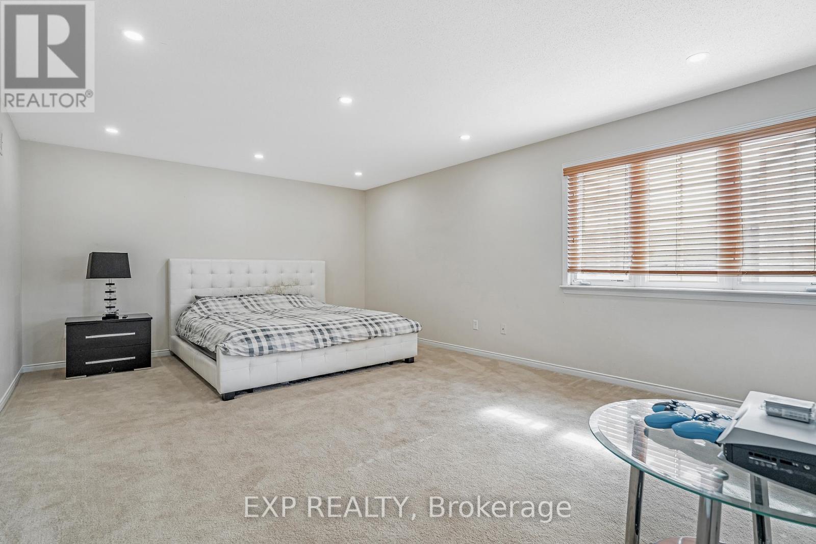 423 Dundonald Drive