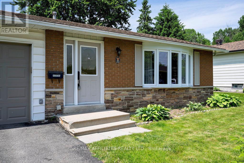 22 Red Maple Crescent