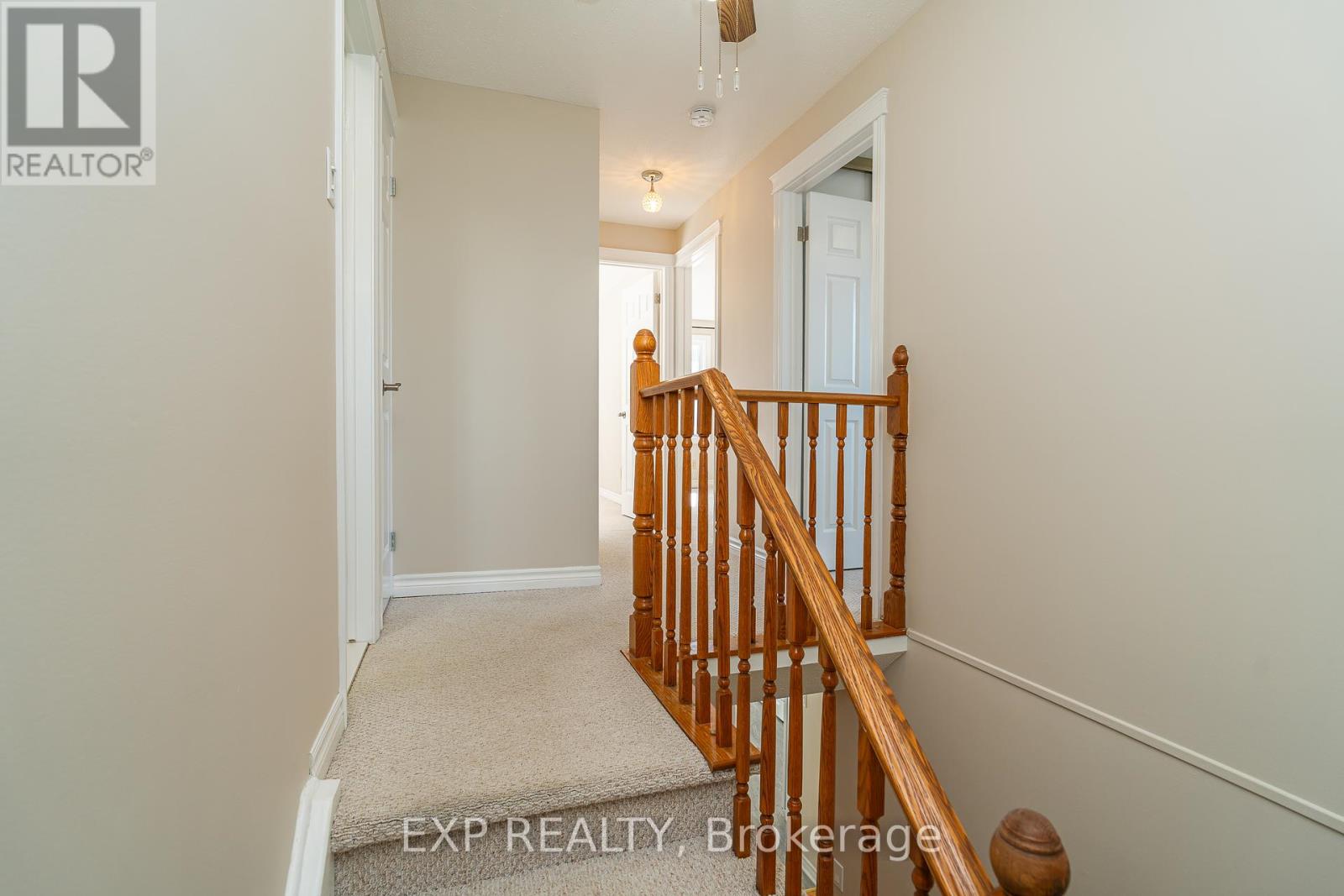 32 Maple View Crescent