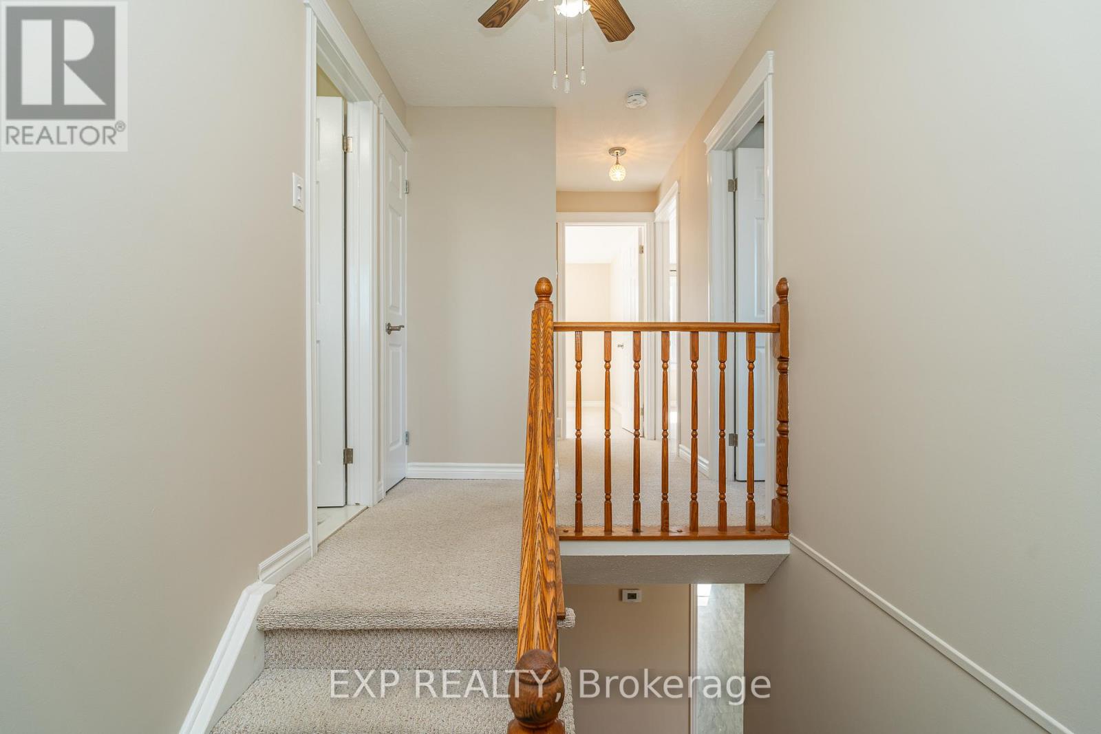 32 Maple View Crescent
