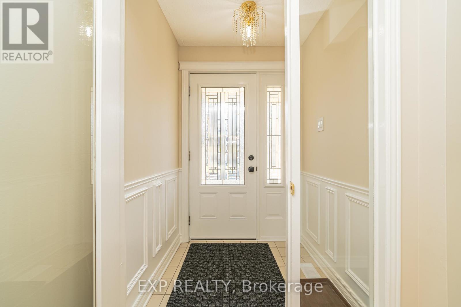 32 Maple View Crescent