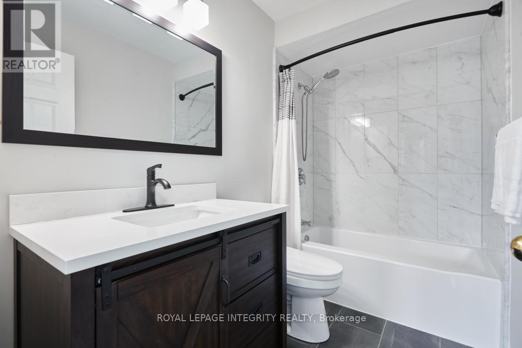 1036 Rocky Harbour Crescent