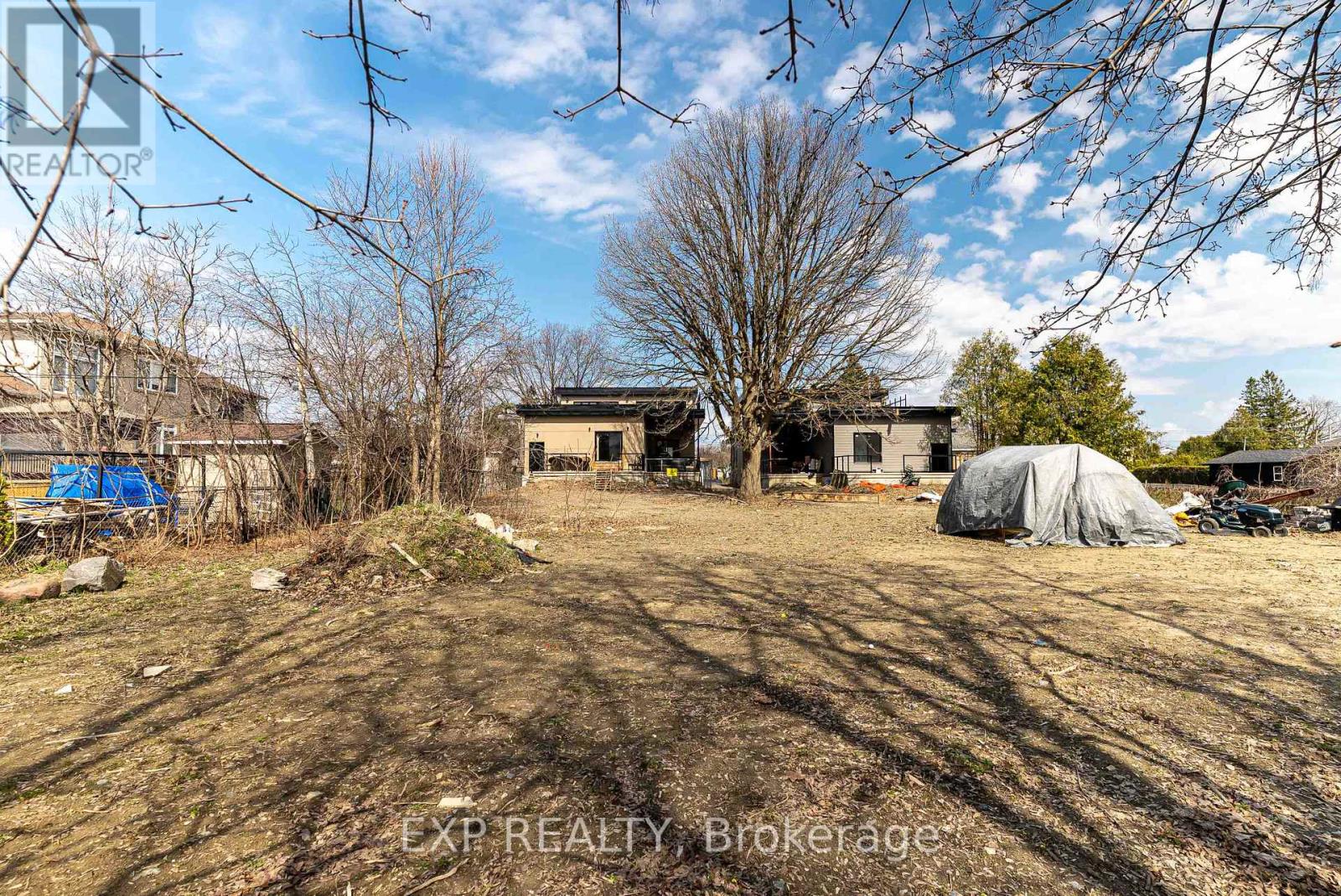 12a Viewmount Drive