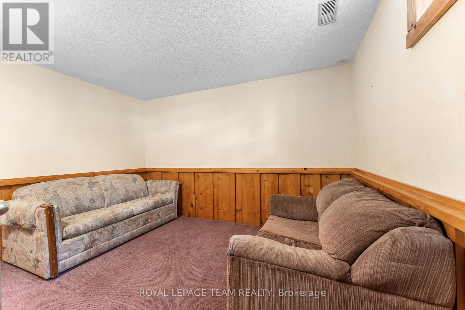 106 Porcupine Trail