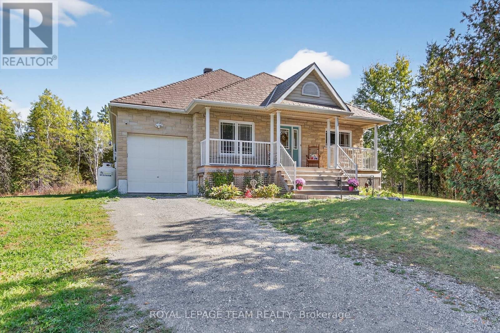 380 Brunton Side Rd, R.r. #3 Side Road