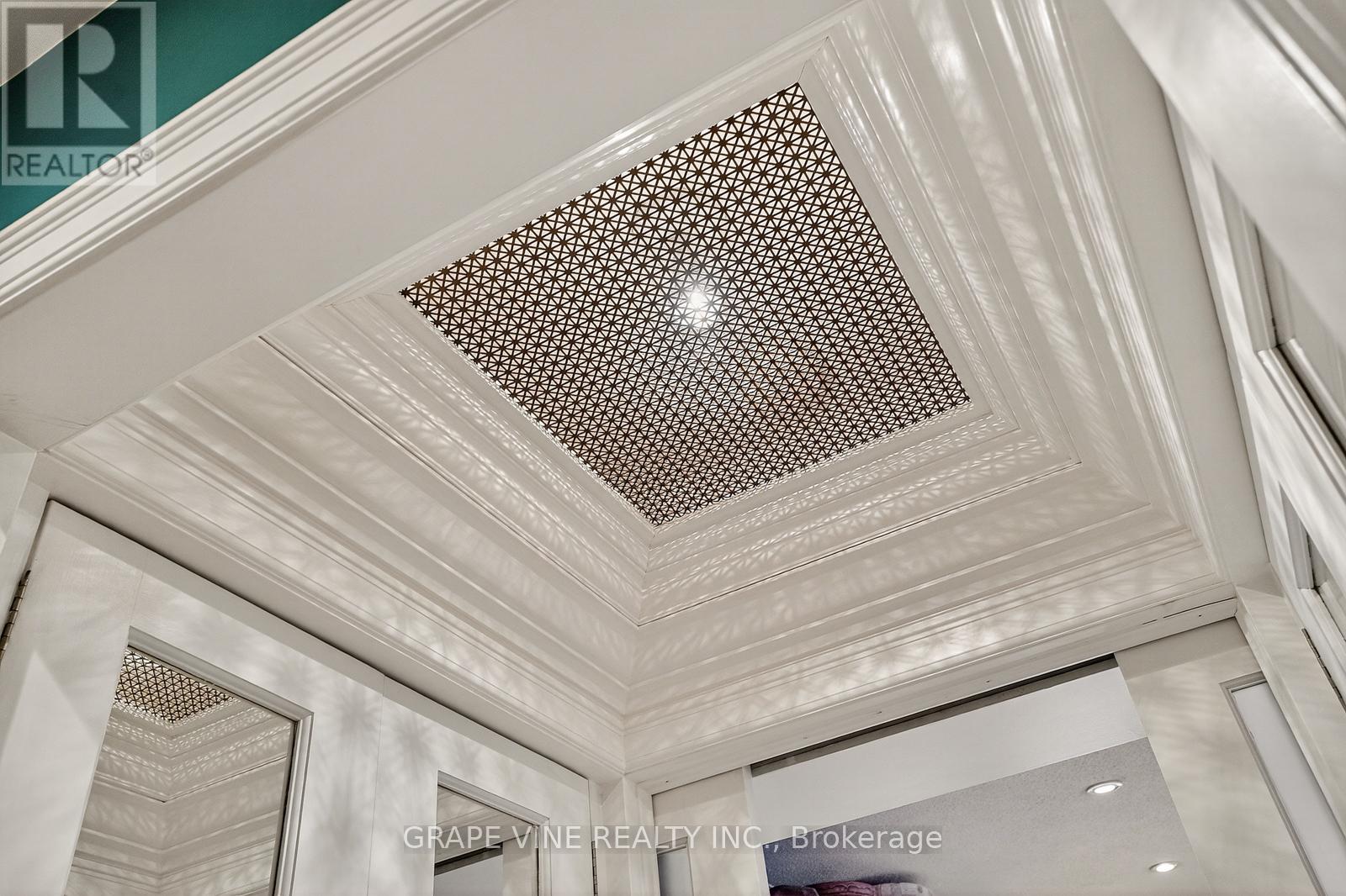 1d - 260 Metcalfe Street