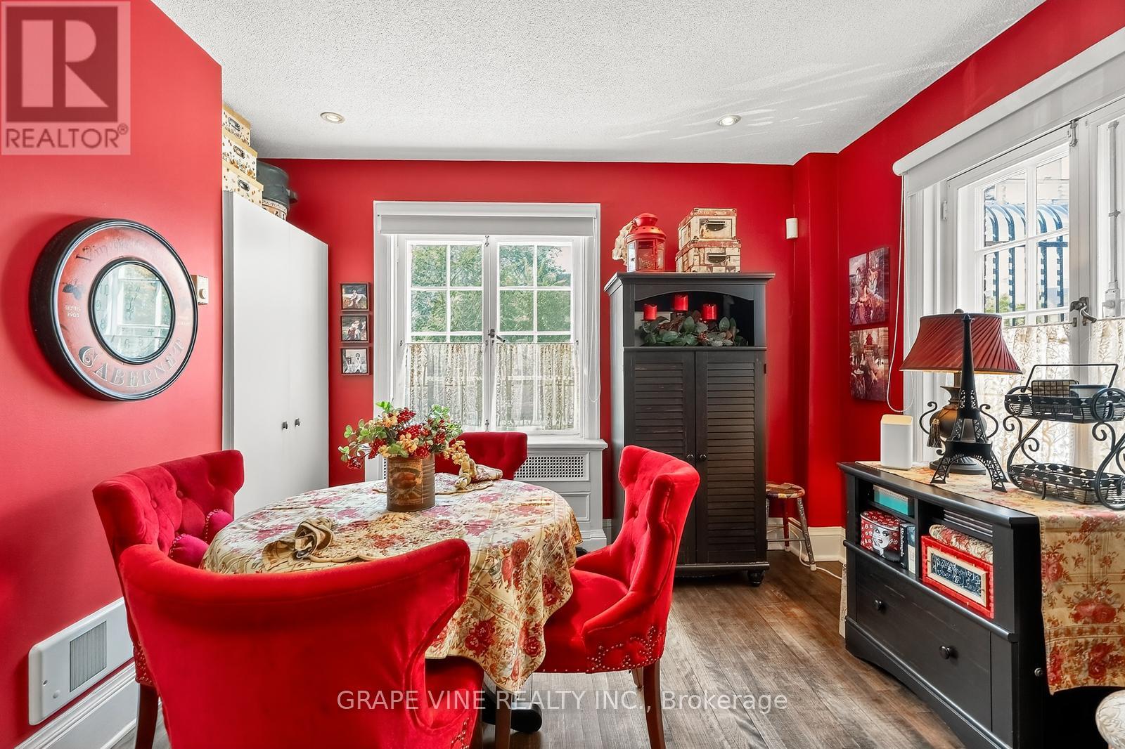 1d - 260 Metcalfe Street