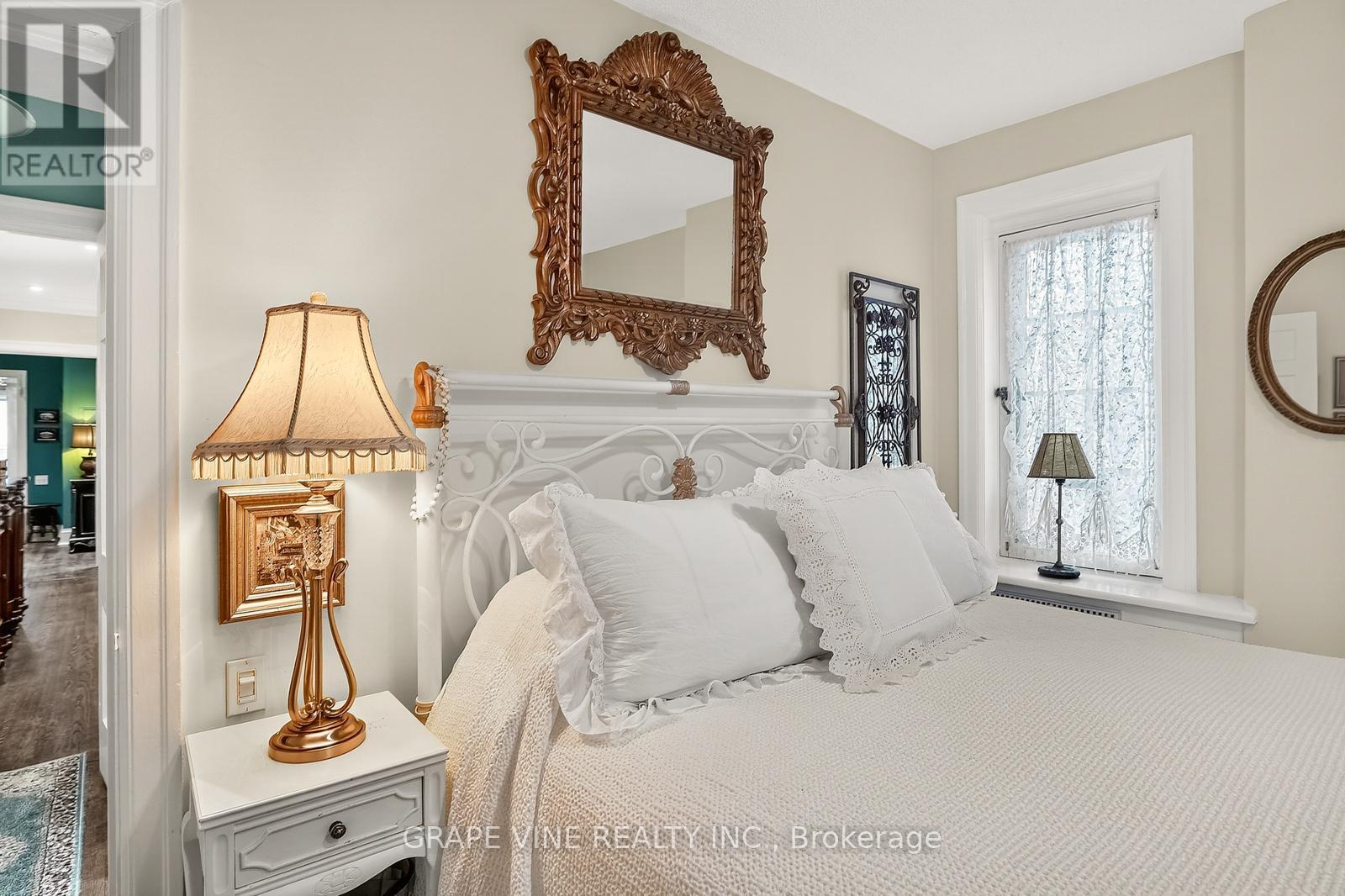 1d - 260 Metcalfe Street