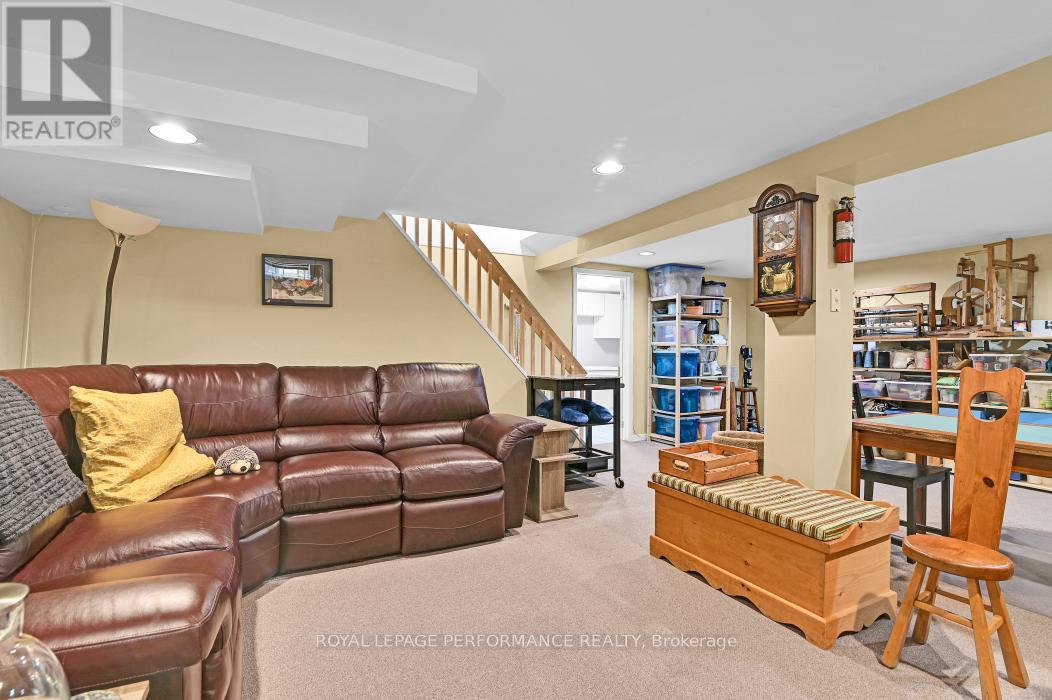 934 Smyth Road