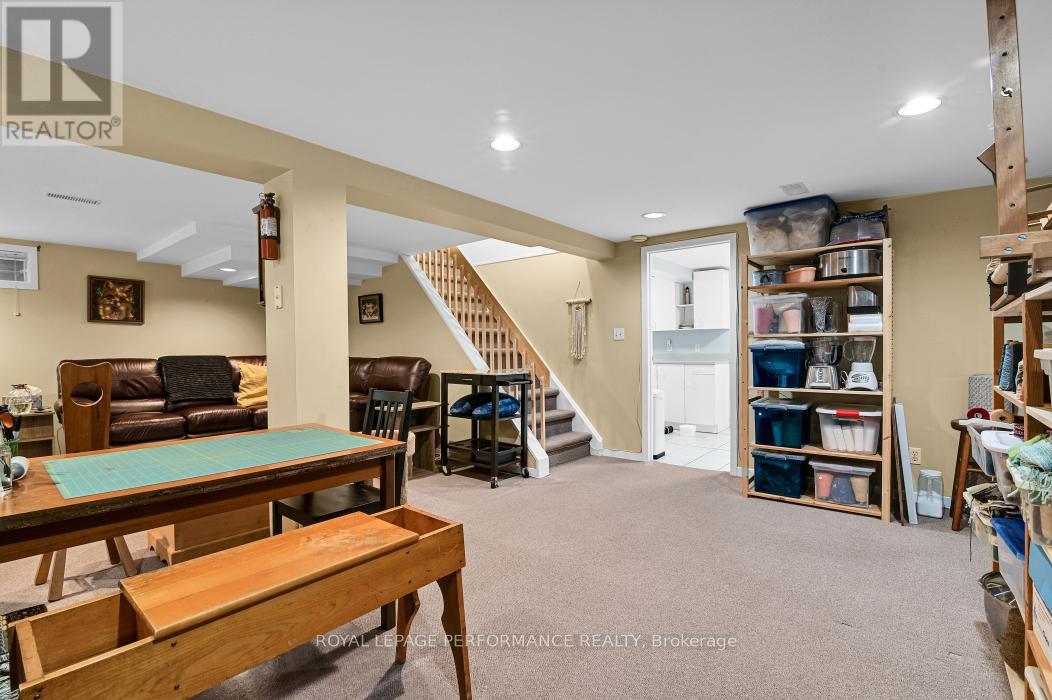 934 Smyth Road