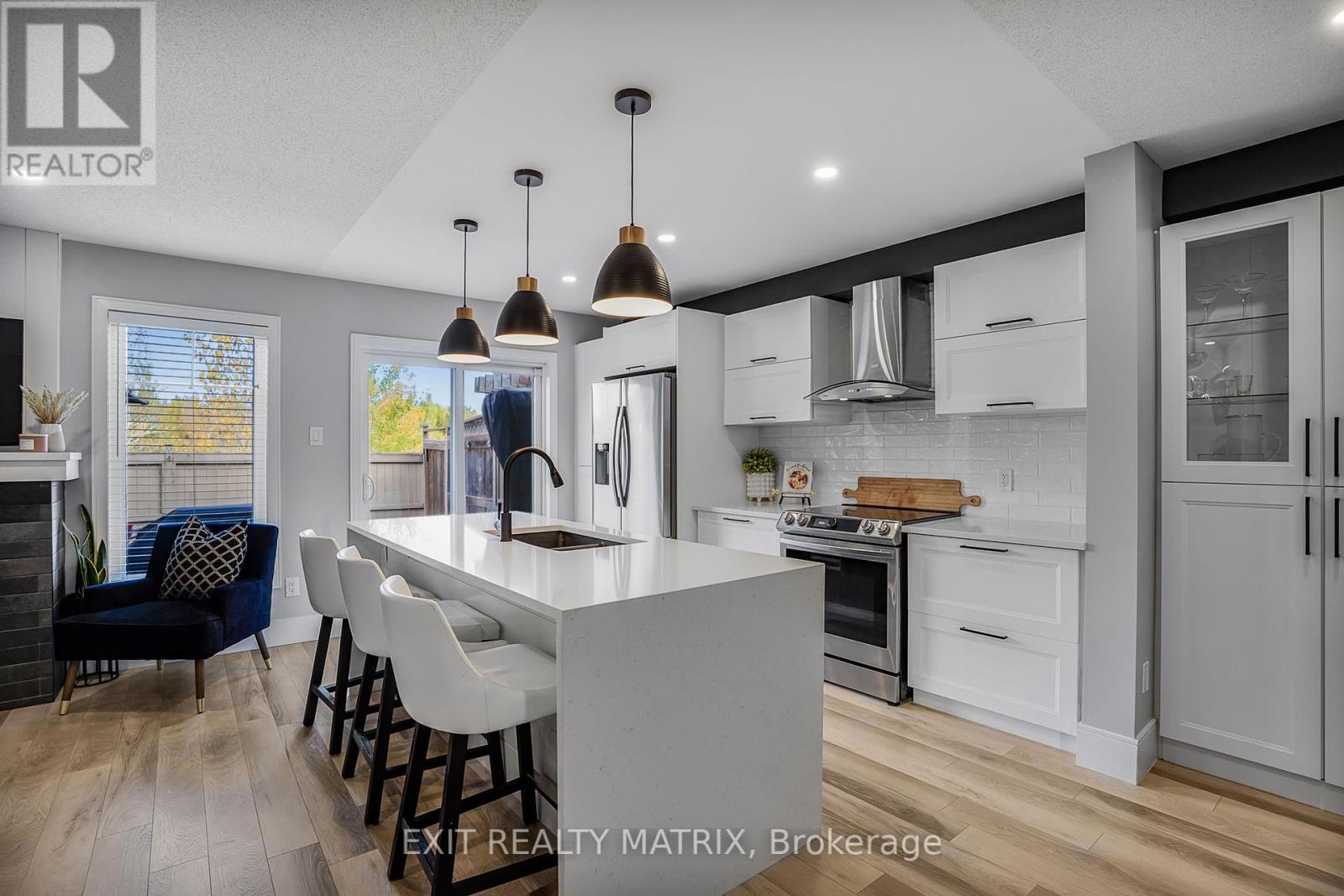 180 Soleil Avenue