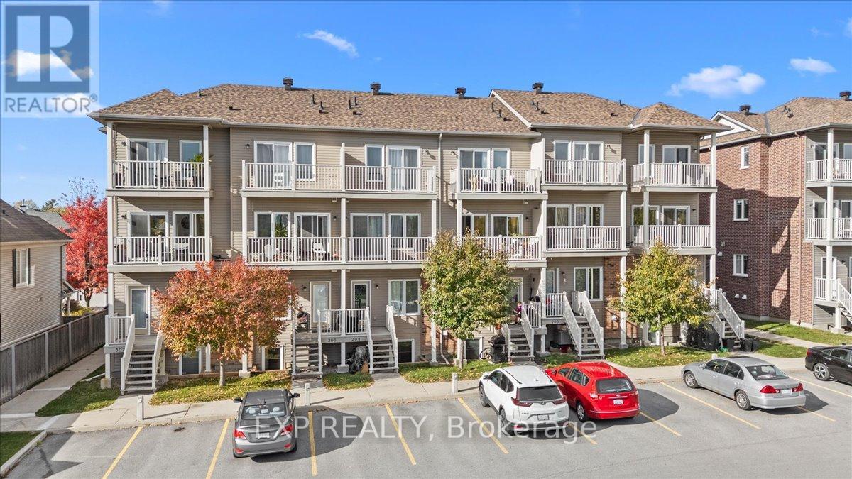290 Espin Heights