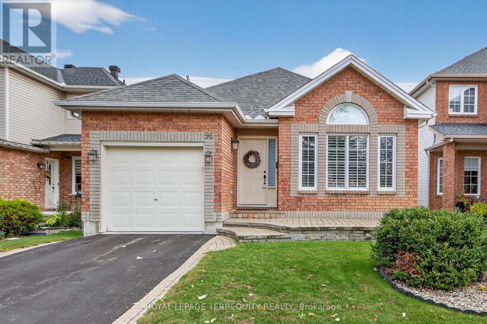 96 Allanford Avenue