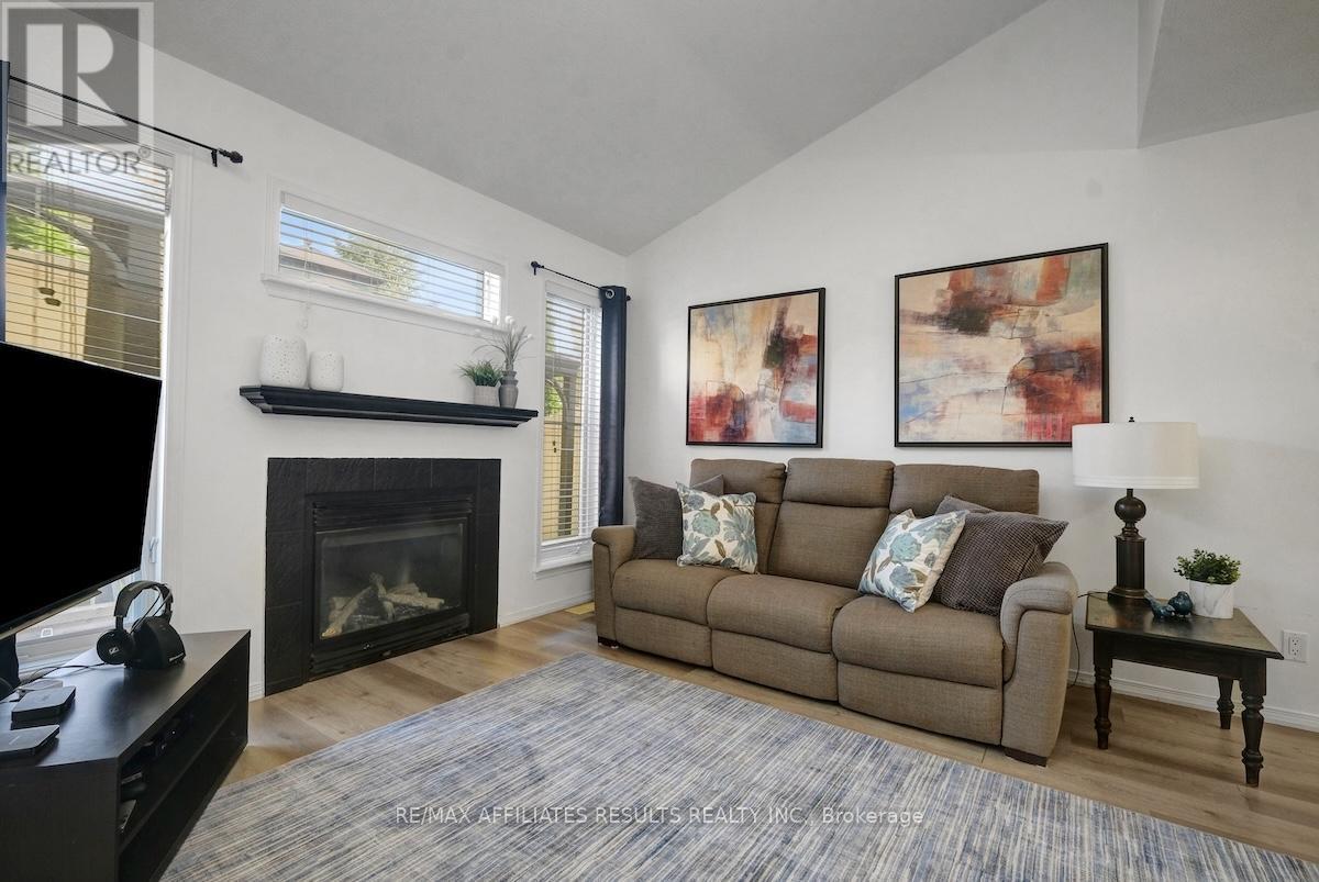 29 Calaveras Avenue