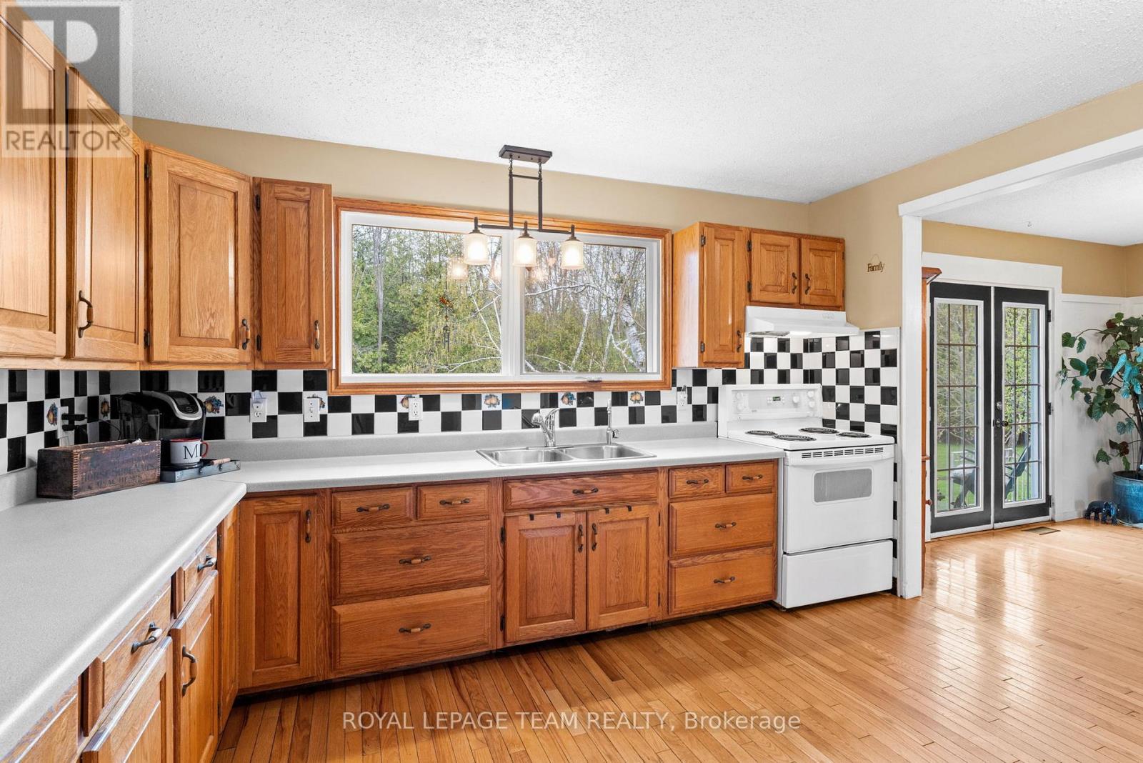 2915 County Rd 20 Road