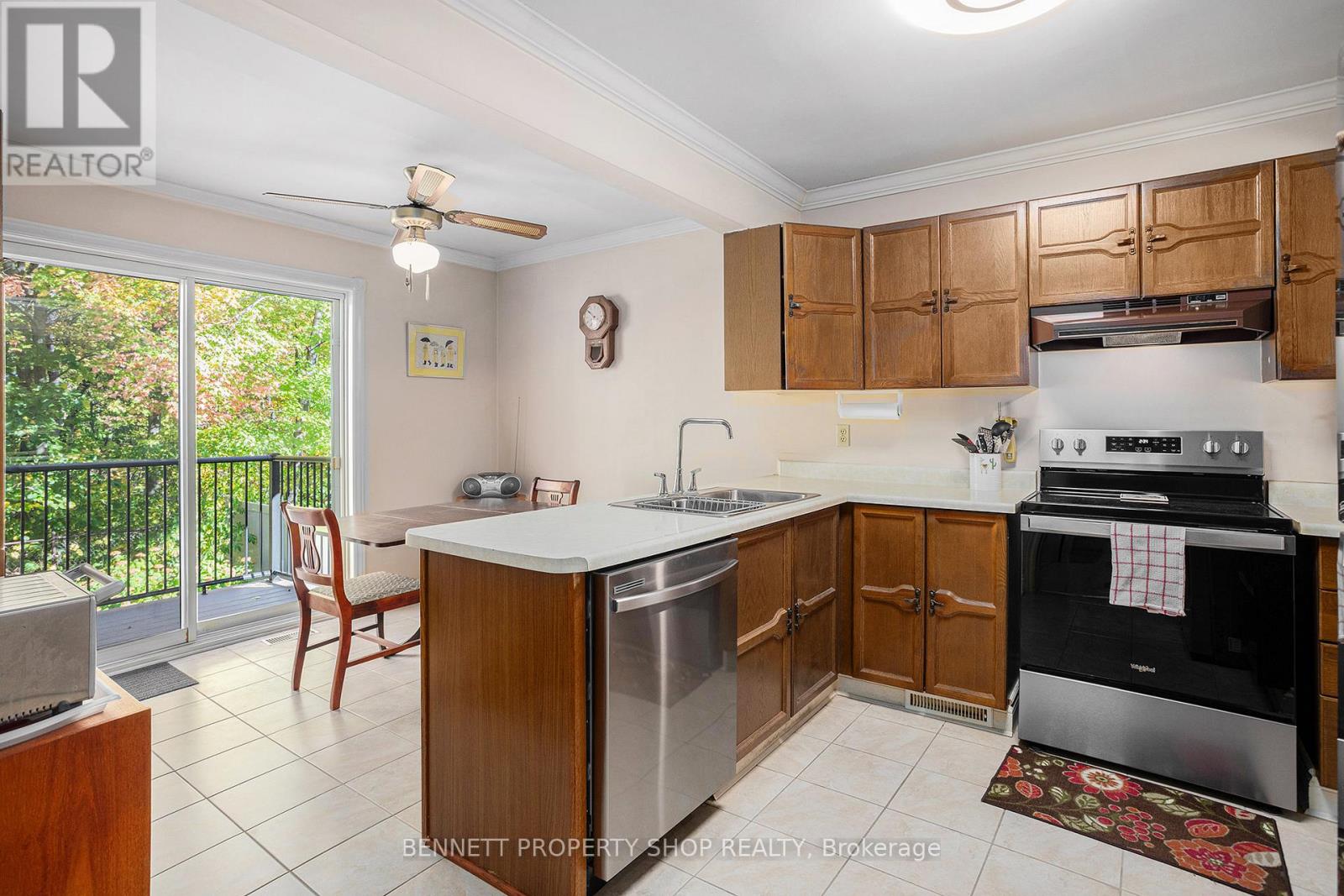 1717 Des Perdrix Crescent