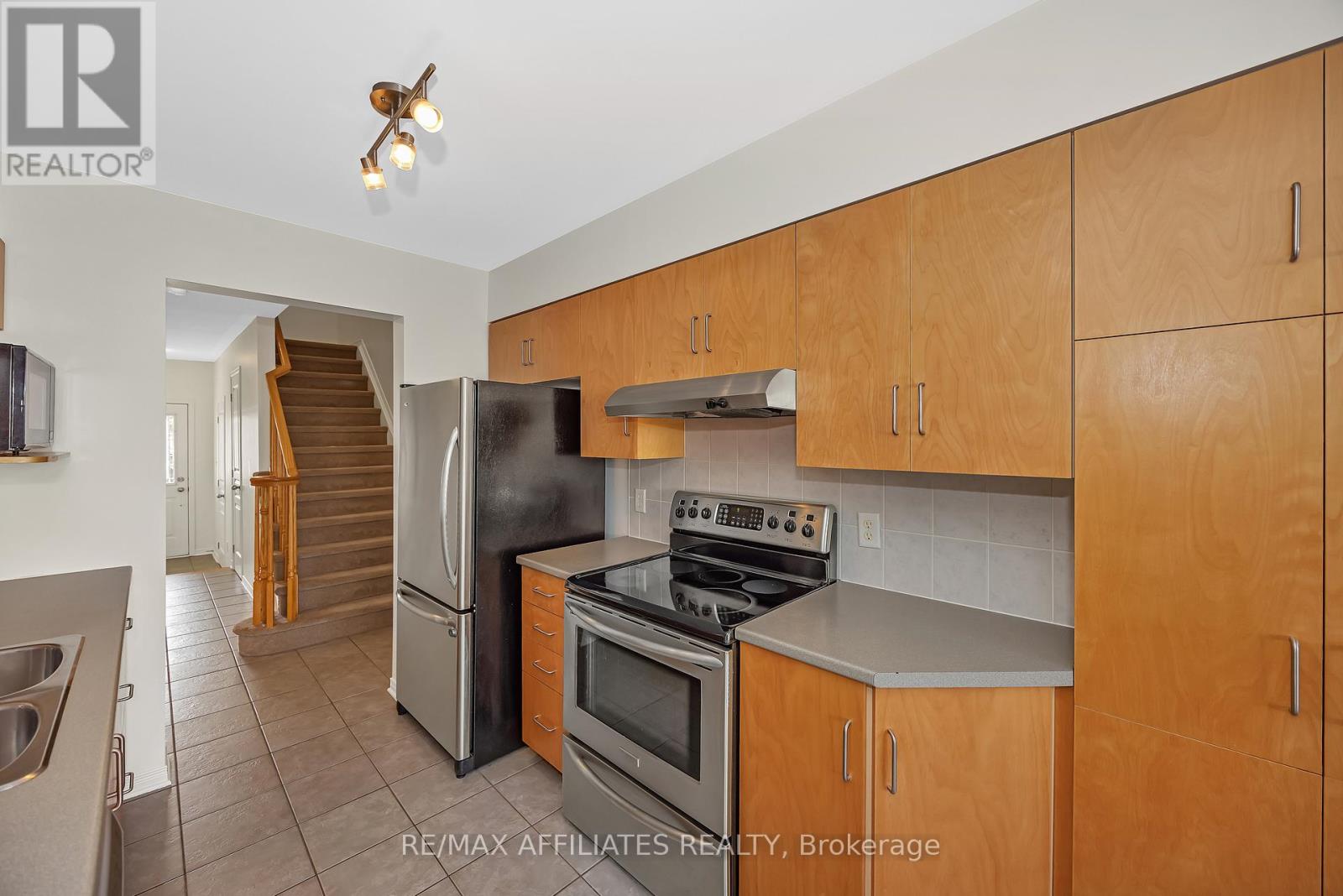 17 Kirkstone Private E