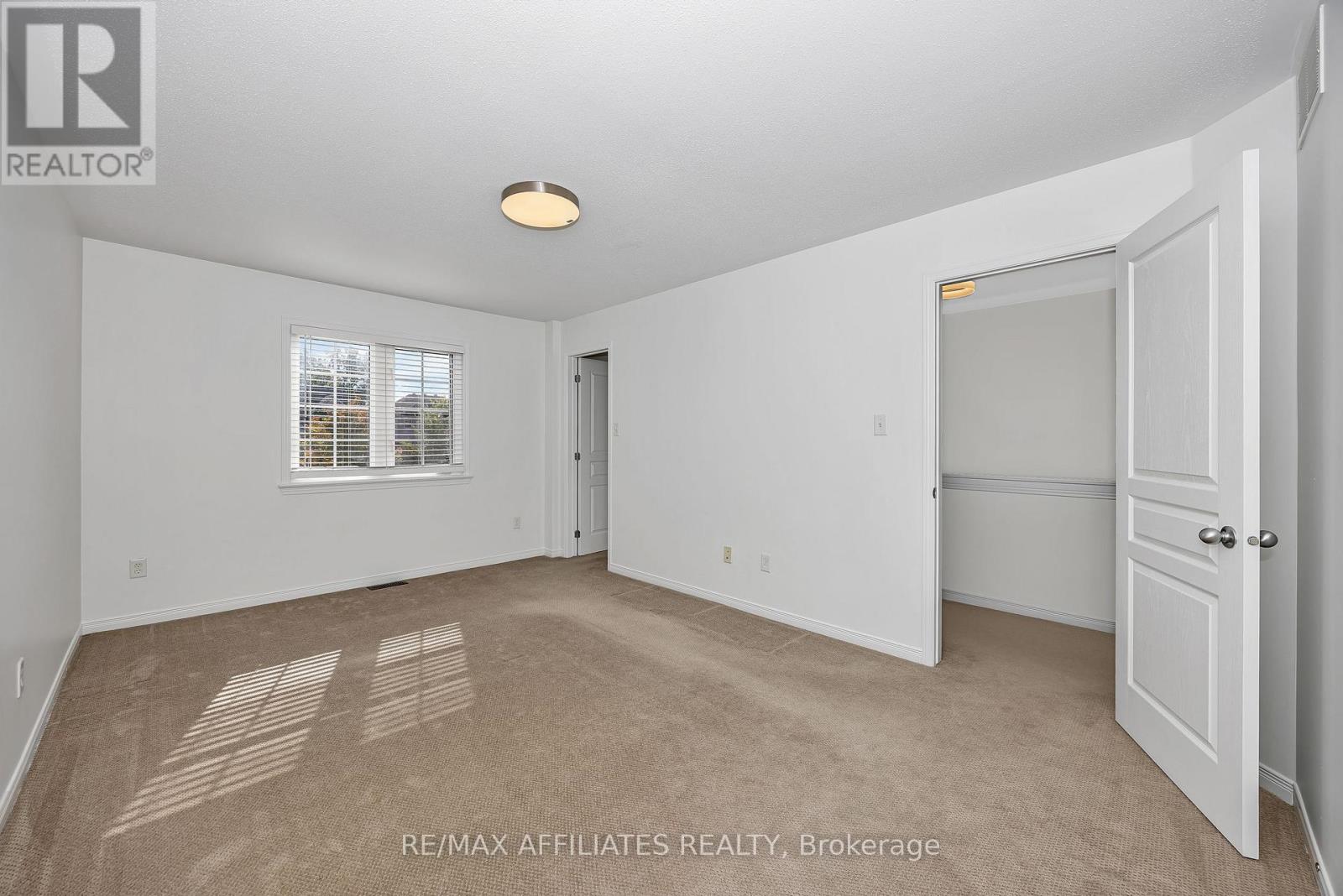 17 Kirkstone Private E