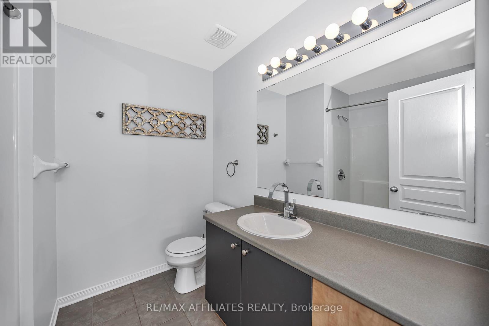 17 Kirkstone Private E
