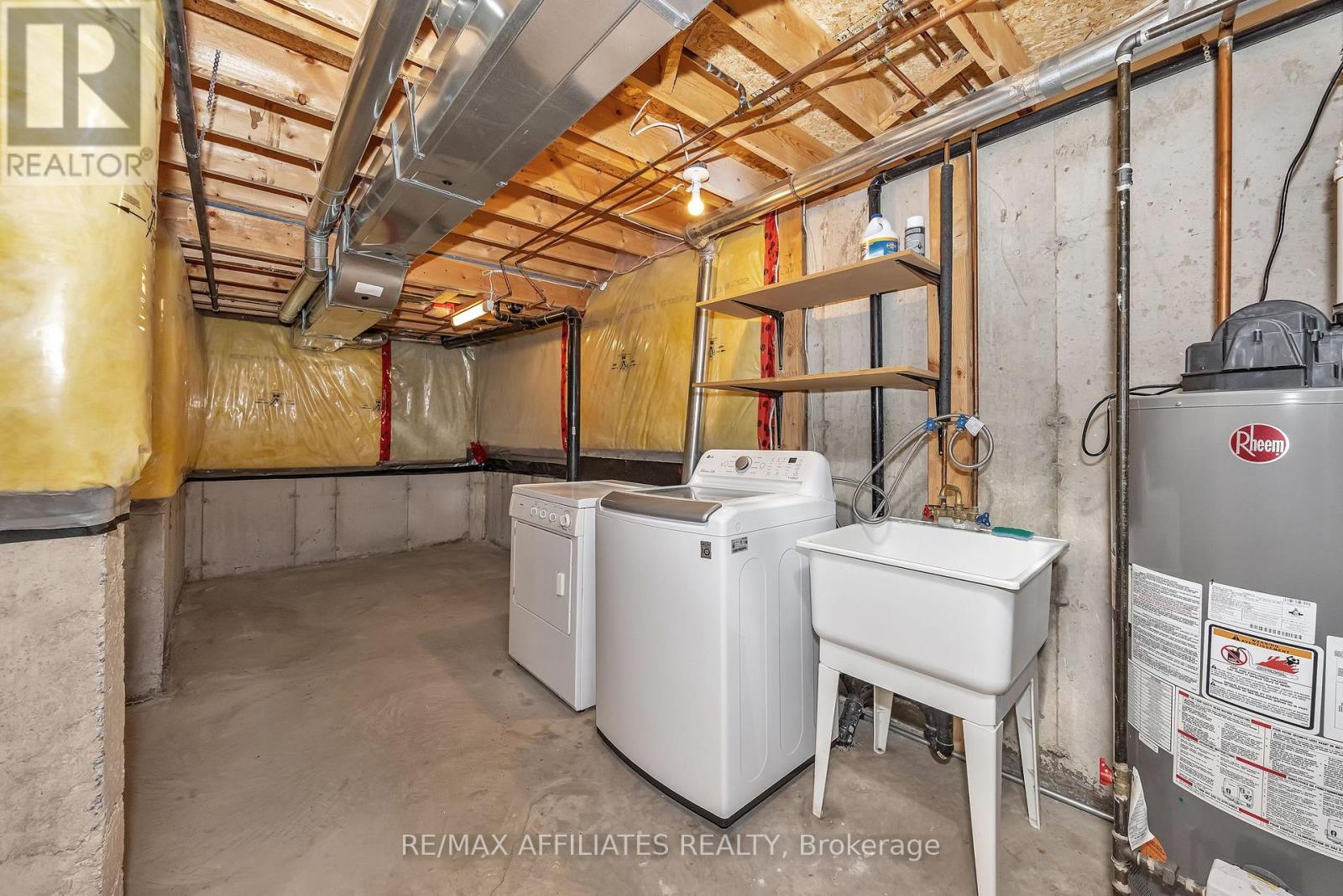 17 Kirkstone Private E