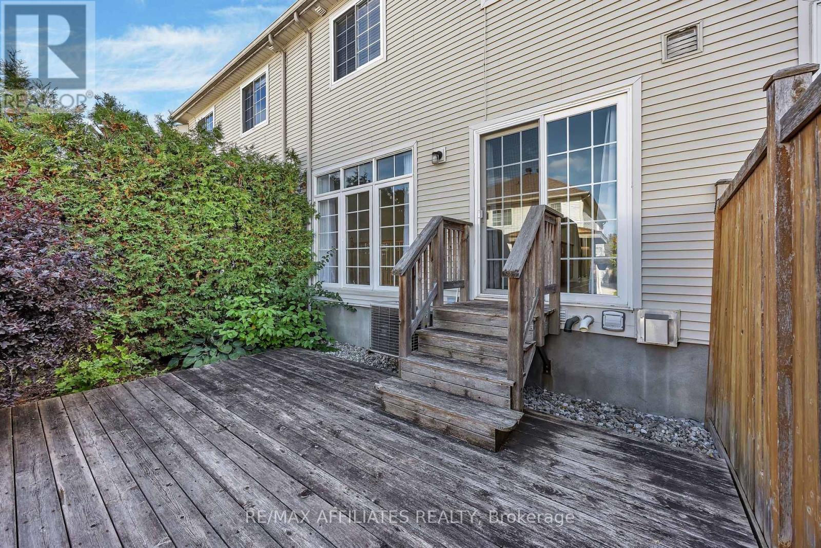 17 Kirkstone Private E
