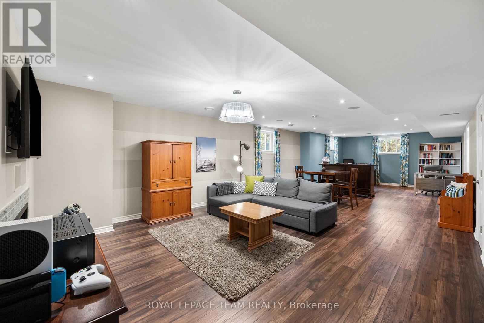 524 Osmond Daley Drive