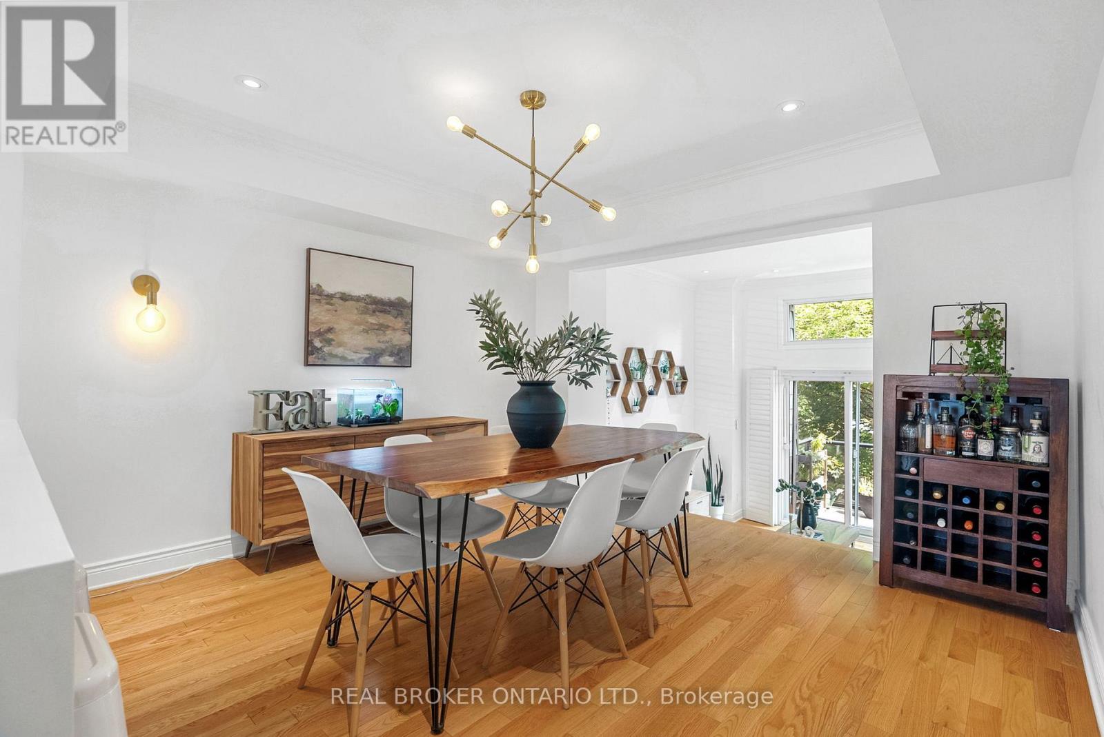 2 - 655 Richmond Road