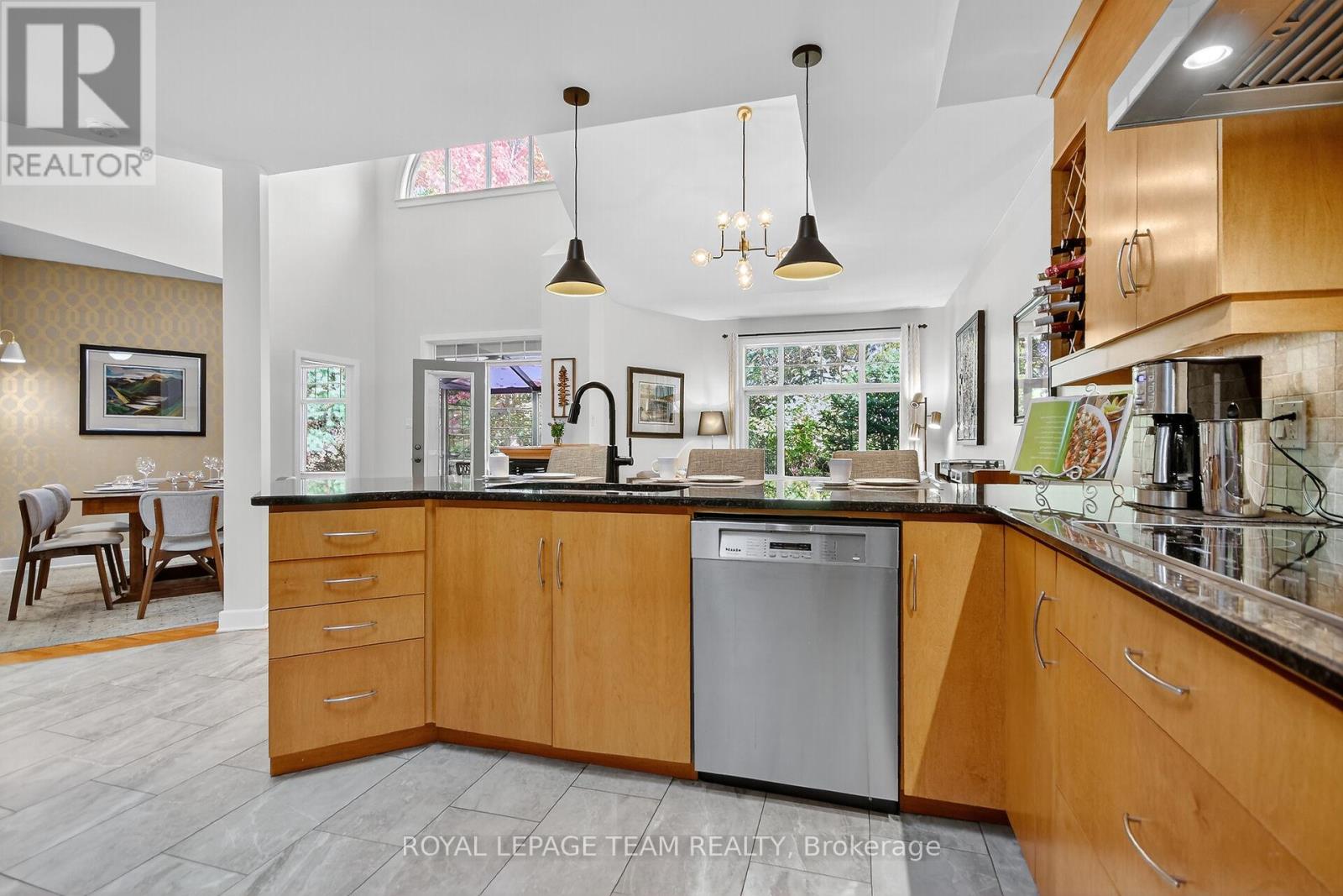 46 Turtle Point Private