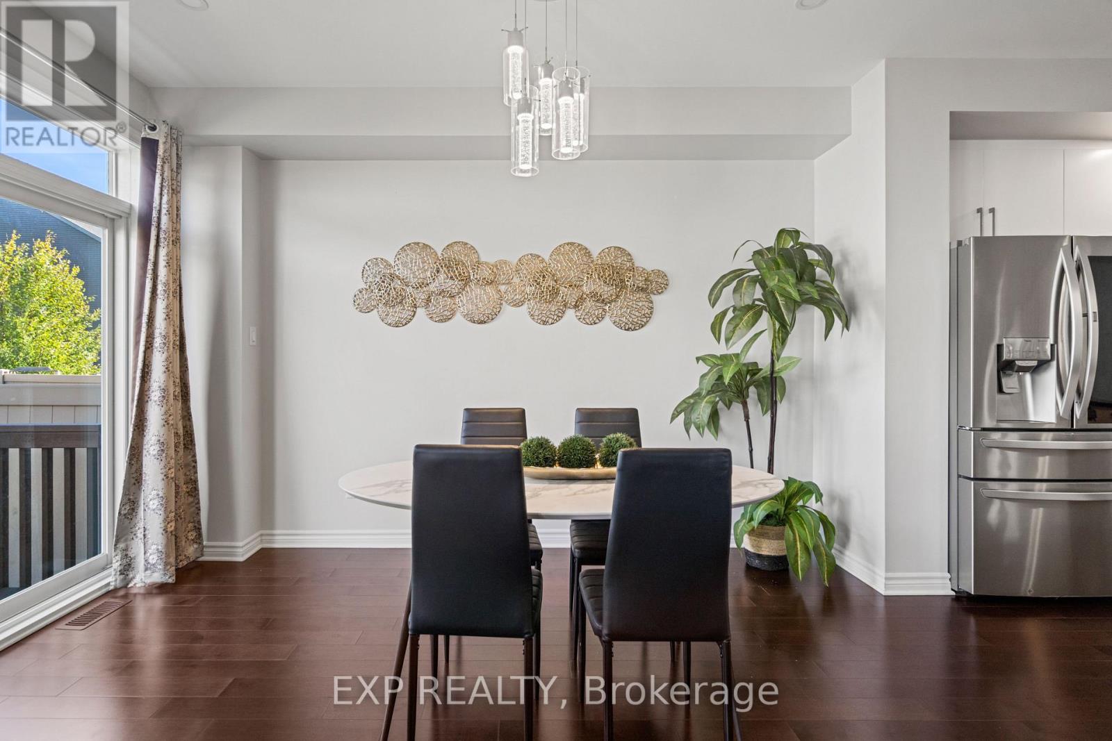 512 Edenwylde Drive E