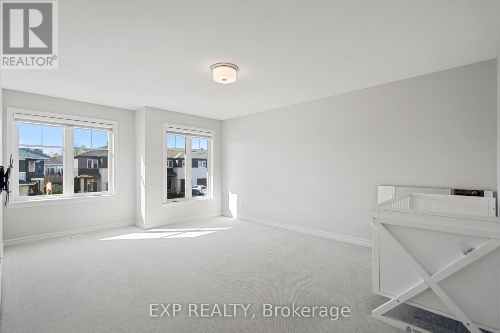 512 Edenwylde Drive E