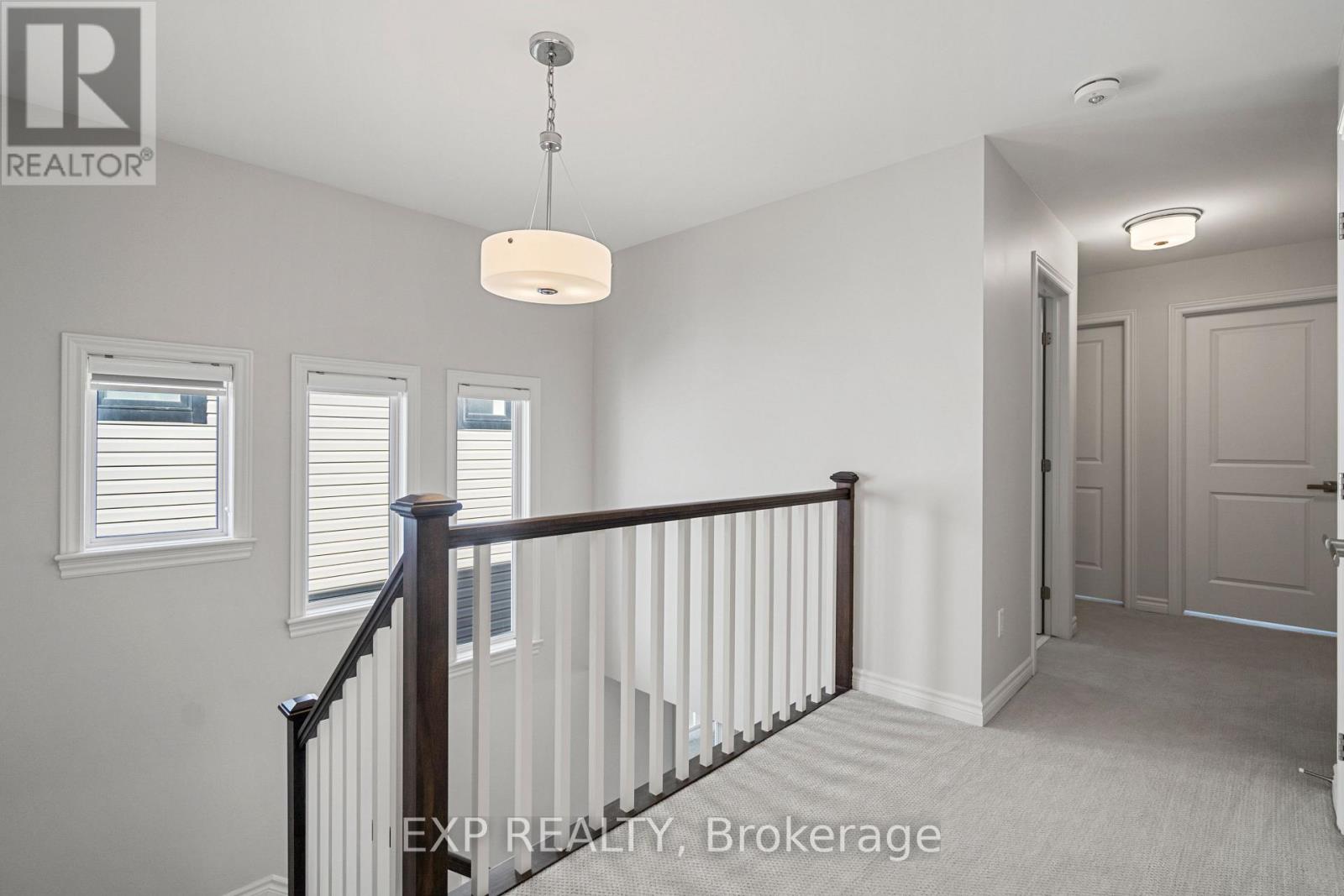 512 Edenwylde Drive E