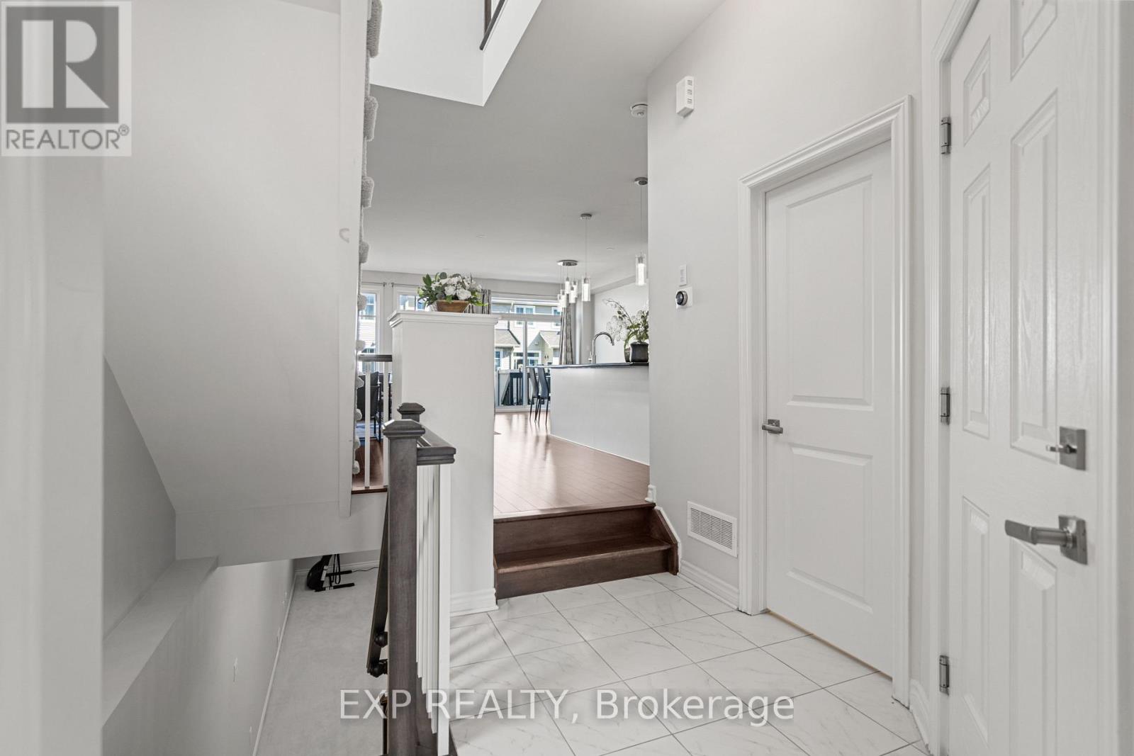 512 Edenwylde Drive E