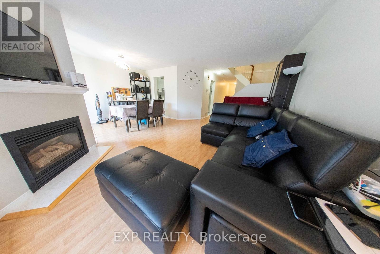 54 Sheppard's Glen Avenue