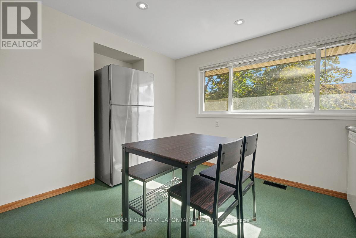 28 - 2 Bertona Street