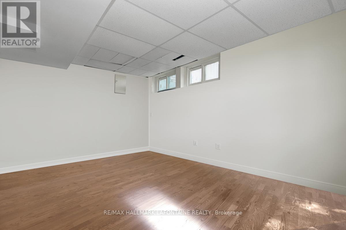 28 - 2 Bertona Street