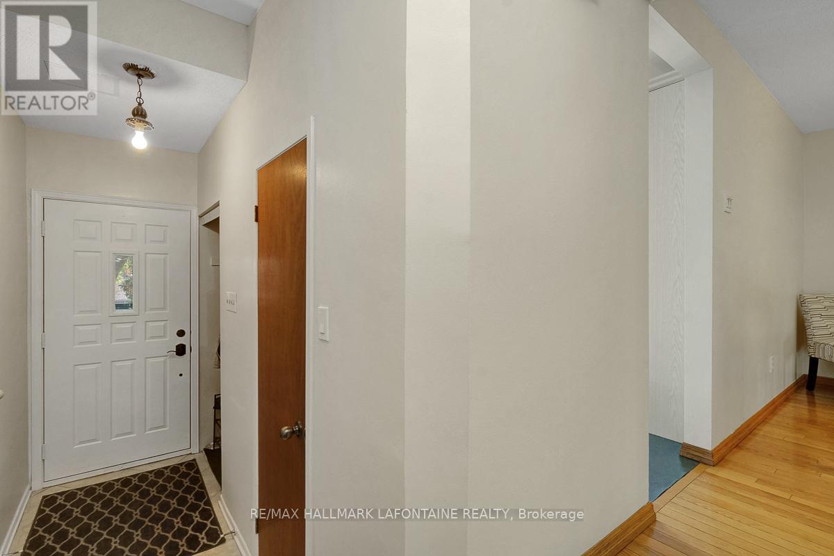 28 - 2 Bertona Street