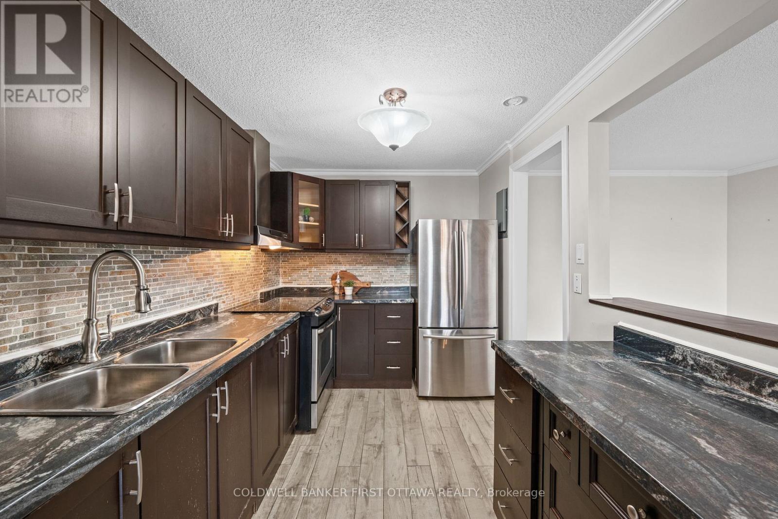 913 - 1505 Baseline Road