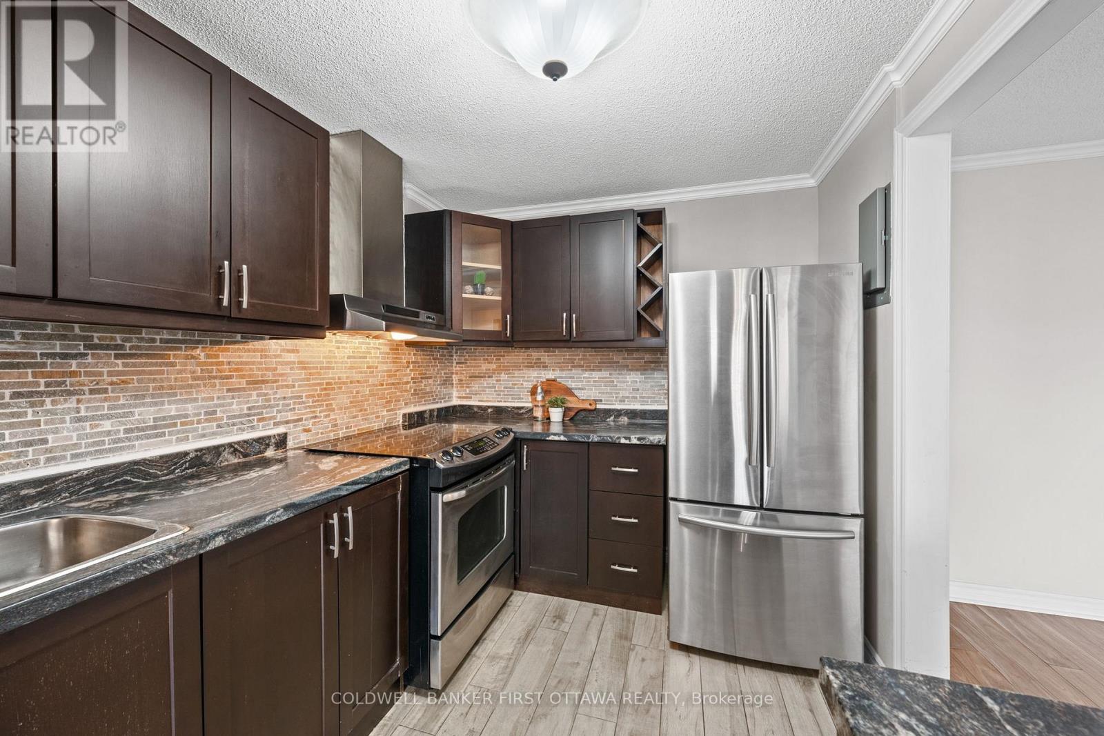 913 - 1505 Baseline Road
