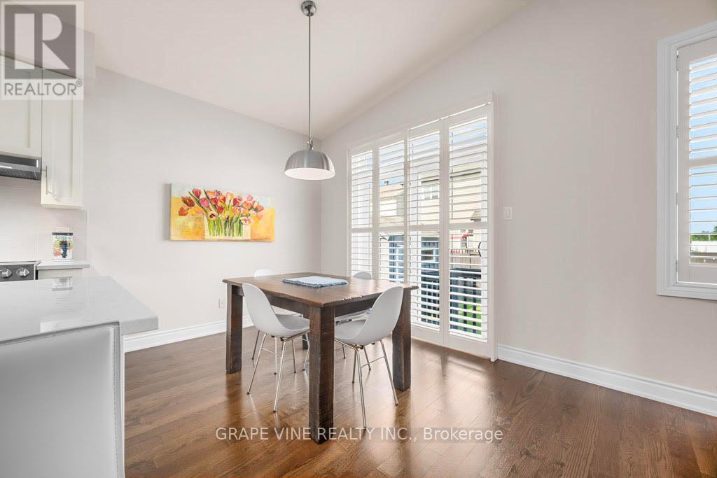 862 Oat Straw Way