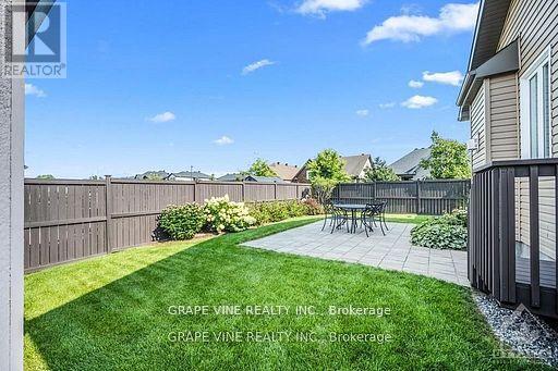 862 Oat Straw Way