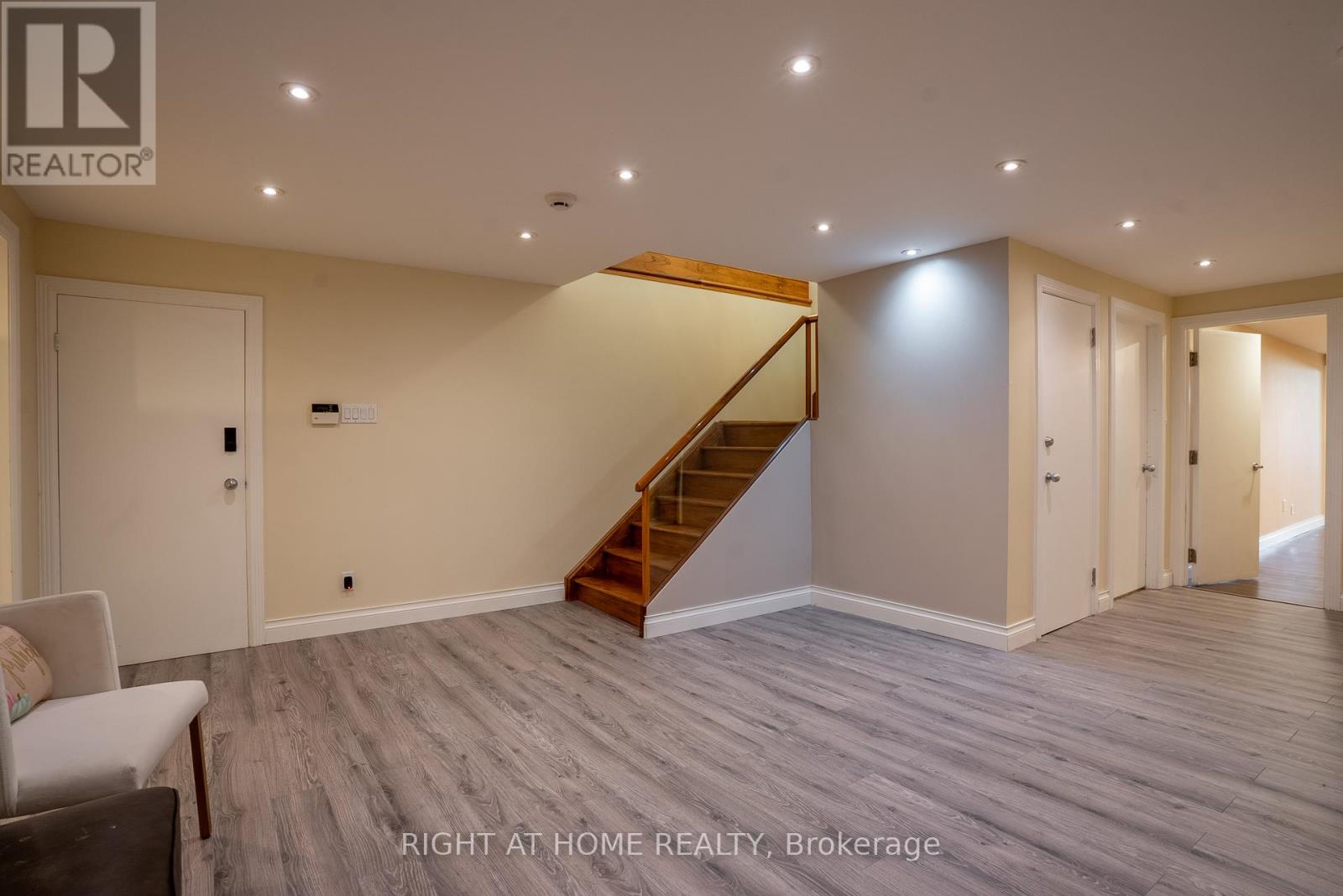 5 Burnt Tree Court