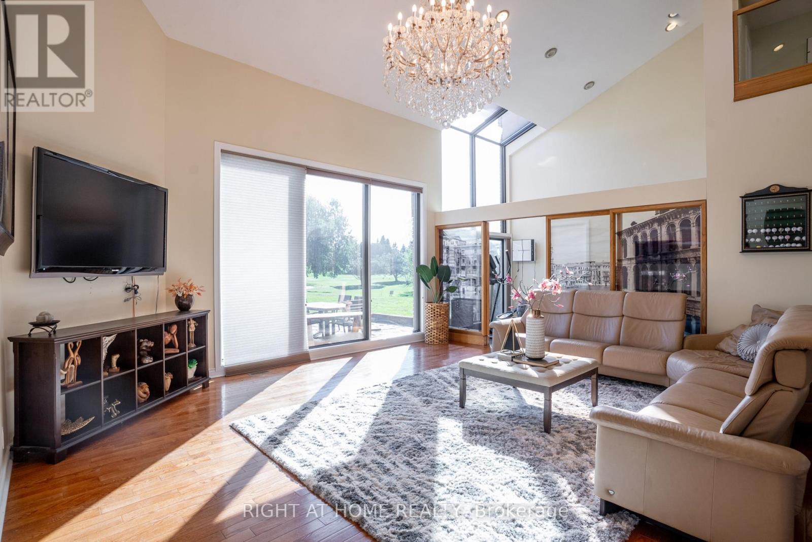 5 Burnt Tree Court